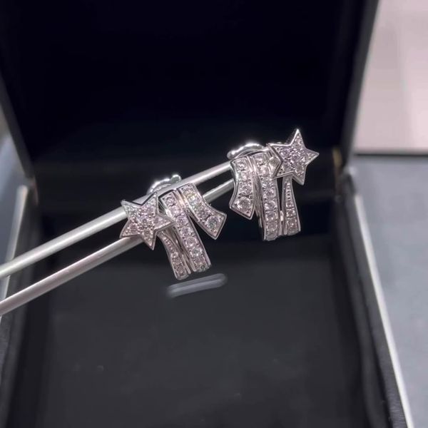 V Gold Plated Mic Gold Little Fragrant Wind Comet Earrings Shining Diamond Set Light Luxury Elegant Star Earrings