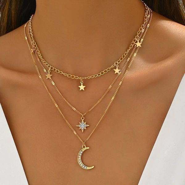 

Fashionable Star and Moon Pendant Multi-Layer Necklace with Rhinestones, Unique Gold Choker for Women