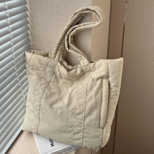 

Women Tote Handbag Designer Brand Soft Shoulder Hobo Bag Solid Color Padded Shopper Bag Large Totes Female Cluch Bucket Bag 2023, White