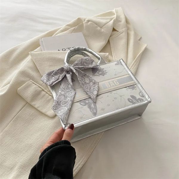 

2025 designer bag free shipping new large capacity letter shoulder bag, casual scarf bow hand-held tote bag, Color 3