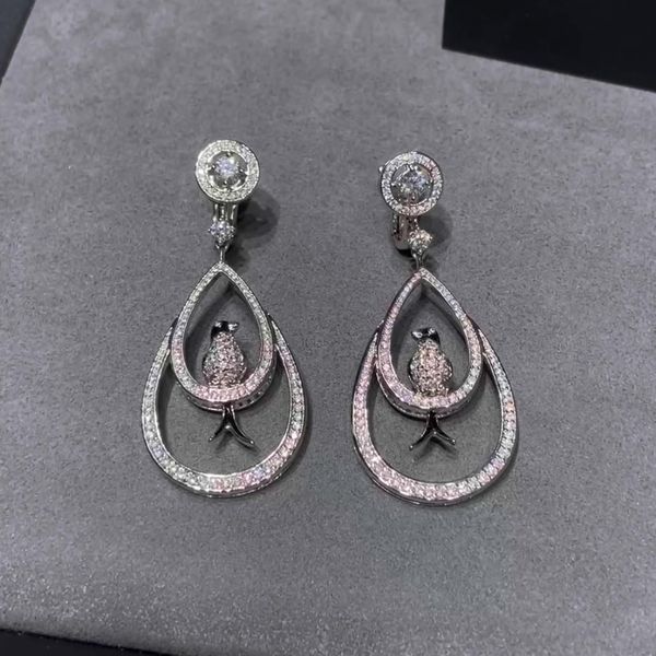 V Gold Plated Mi Gold European and American High End Swallow Earrings French Retro Hand Set High Carbon Diamond Water Drop Earrings