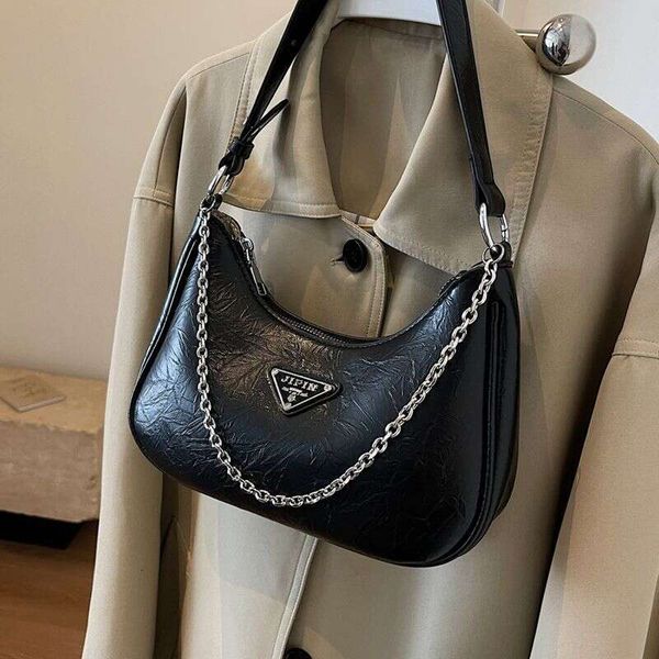 

Internet celebrity high-end handbag for women 2025 new autumn and winter popular versatile crossbody bag niche single shoulder, Off white