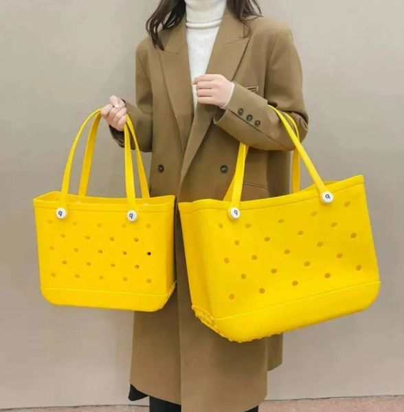 

Designer Large Summer Beach Bag New Rubber Bags EVA With Hole Waterproof Sandproof Durable Open Silicone Tote For Outdoor Pool Sports, White