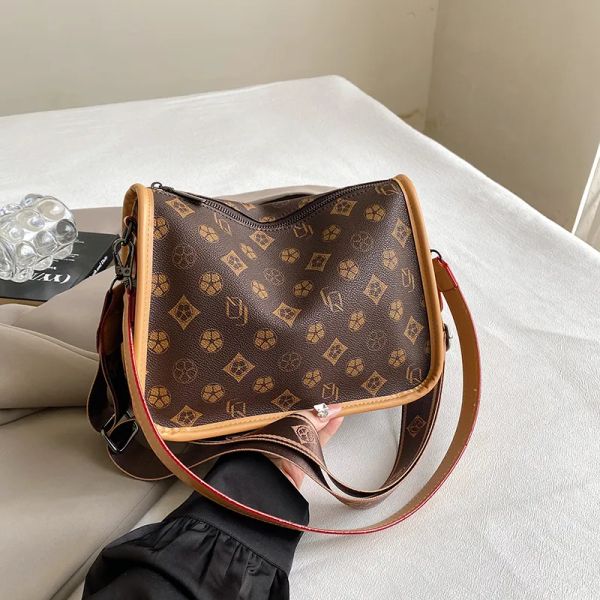 

Designer Bags Fashion Shoulder Bags Luxury Bags Crossbody Handbags Tote Women Bags Handbags Large Capacity Shopping Bags Fashion Letters Printed Satchel, Color 1
