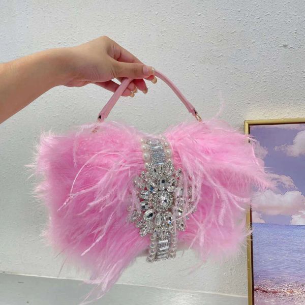 

Designer bag Luxury Feathers Handbags Designer Rhinestone Evening Bags for Women Diamond Shoulder Crossbody Bag Pearl Faux Fur Wedding Purses tote bag, Pink