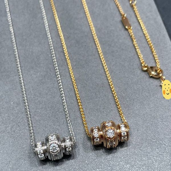 Jewelry Craftsmanship: V Gold Plated Mic Gold Unique Hand Set Diamond necklace with retro heavy industry palace style pendant