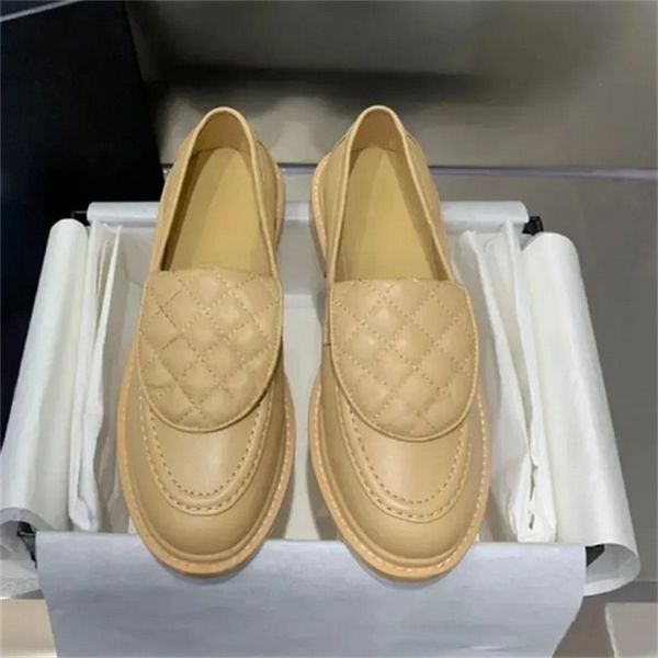 Fashion Luxury Brand Dress Shoes Designer Womens Shoes Metal Buckle Small Leather Shoe Flat Heel Slim Shoes