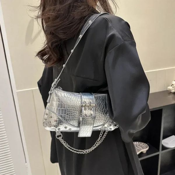 

Women Designer Fashion Shoulder Bag Gothic Ladies TLXT Bag Cool Style Trendy Rock Girls Handbag Y2K Rivet Chain for Travel Vacation Daily Silver Bag Gold Bag, Black