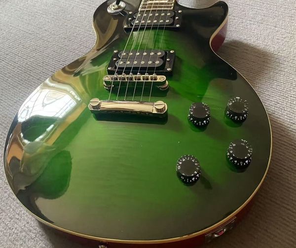 

Emerald Burst LP-Style Guitar - Green Gradient Gloss & Gold Hardware | Pro Humbuckers