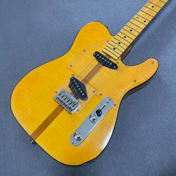

Warm Yellow Single-Cut Guitar: Wood Grain, Brown Stripe & Clear Pickguard