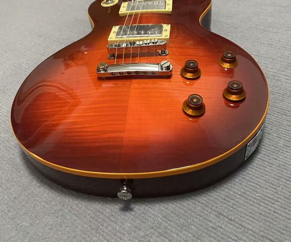 

Brown-Red Sunburst Single-Cut Guitar - Gold-Framed Humbuckers & AAA Maple