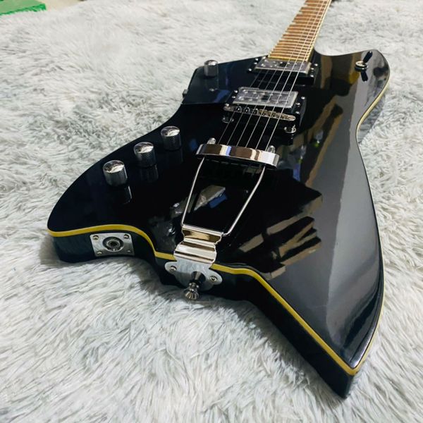 

Bold Angular Body Electric Guitar: High-Gloss Black, Yellow Binding & Humbucker Pickups