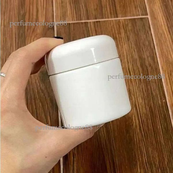 

The Moisturizing Primer Face Skin Soften 30ml/60ml/100ml Facial Cream high quality new HOT