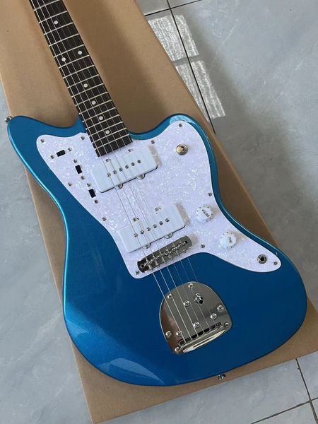 

Retro-Inspired Offset Guitar: Glossy Blue Finish & Speckled White Pickguard