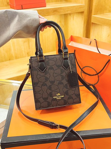 

Designer Bags Fashion Shoulder Bags Luxury Bag Crossbody 2025 New High-end Fashion Hundred Portable Small Square Bag Trend Shoulder Bag Cell Phone Bag, Plum