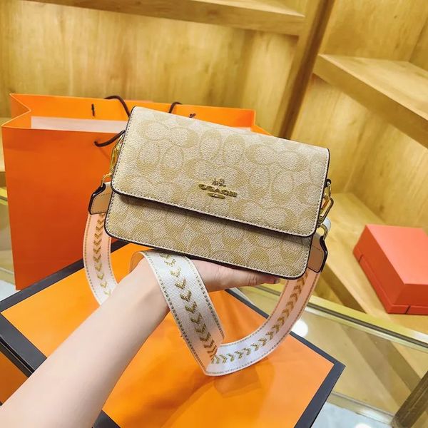 

Free Shipping 2025 New Designer Bag Fashion Printed Chain Bag Underarm Bag Single shoulder crossbody bag High quality 002, #21