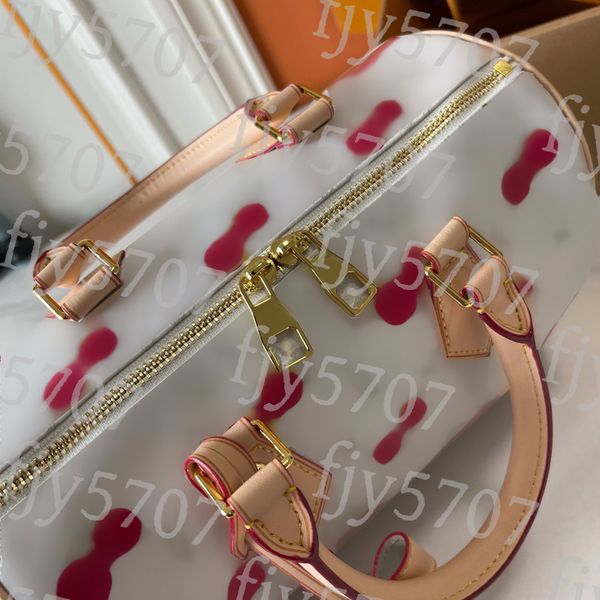 

Elegant Top Quality Designer Bag Featuring Cardholder Pocket Storage, White