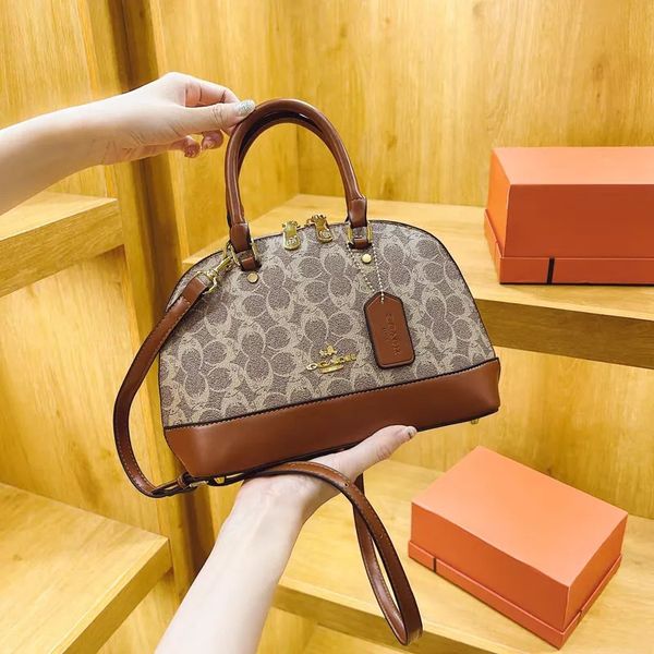 

Free Shipping 2025 New Designer Bag Fashion Printed Chain Bag Underarm Bag Single shoulder crossbody bag High quality 006, #24