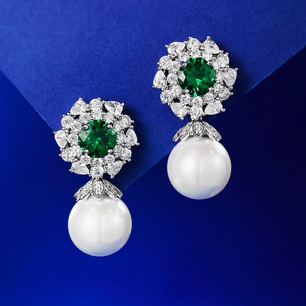 

Elegant 925 Sterling Silver Synthetic Emerald & Pearl Stud Earrings - Timeless Luxury Design