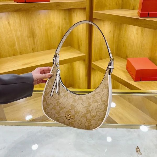 

Free Shipping 2025 New Designer Bag Fashion Printed Chain Bag Underarm Bag Single shoulder crossbody bag High quality 0010, #9