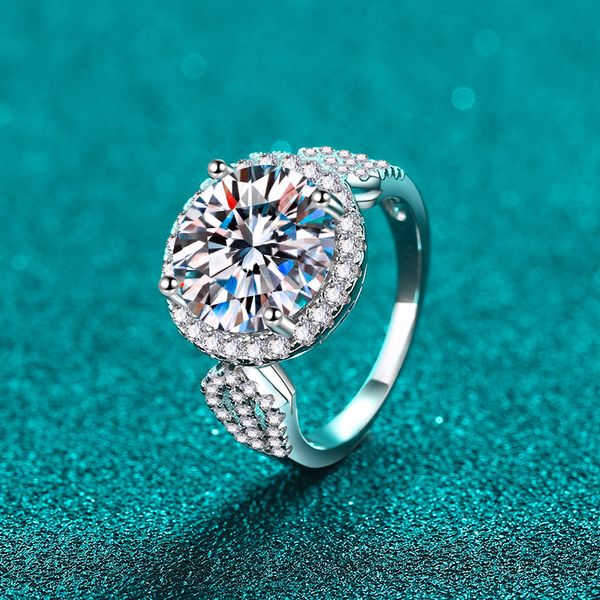 

Chic Designer 5 CT Genuine Moissanite Diamond-Like Eternity Bands for Ladies