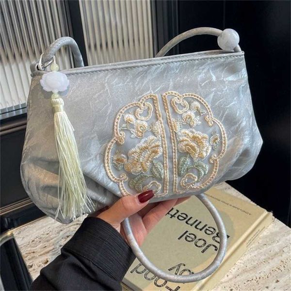 

Ancient Chinese Hanfu Embroidered Handbag Cloud for Women 2025 Summer Style Underarm Folded Shoulder Bag wholesale