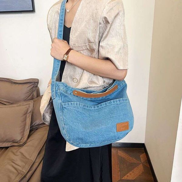 

denim bags Cowboy cloth for women 2025 new simple casual college student crossbody bag fashionable hand-held shoulder bag, Navy blue 3375#