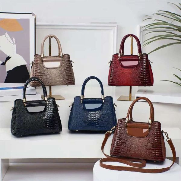 

New luxury designer multifunctional women's shoulder bag, Brown
