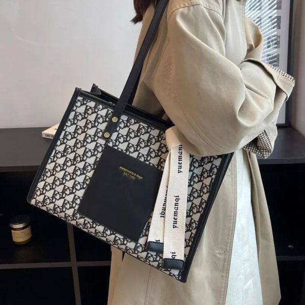 

Designer bag Fashion Shoulder Bag Luxury Bag Crossbody Purse Designer 2025 tote Bags for womens Bag Handbag black messenger fashionable printed woman crossbody bag, Color 1