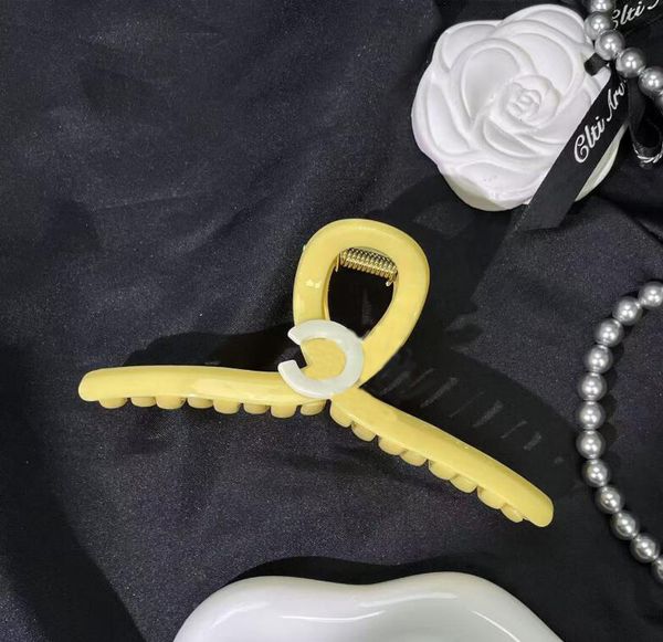 

Luxury Brand Designer Hair Clip Barrettes Letter Hair Claw Clip Yellow Hairpin Hair Clip Jewelry Hairpins Hair Accessories