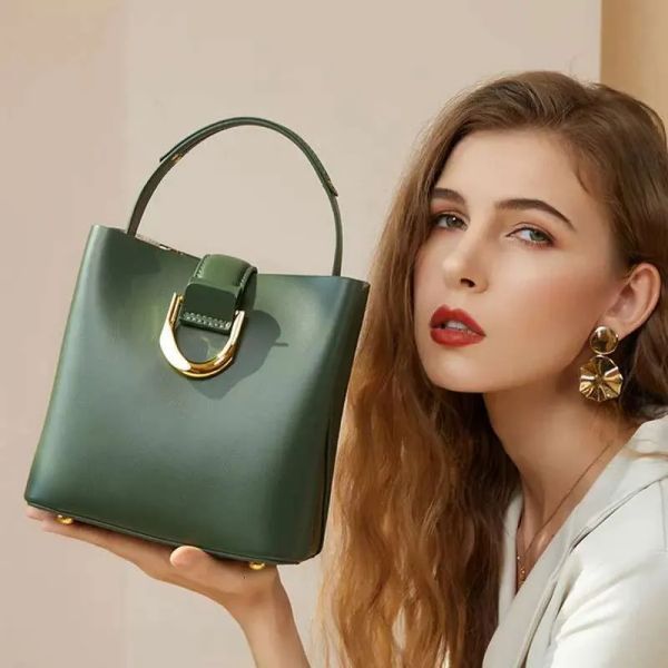 

Designer Bag Head Layer Cowhide Bucket Large Capacity Commuting Shoulder Fashionable New Crossbody Genuine Leather Handbag, 1916- olive green