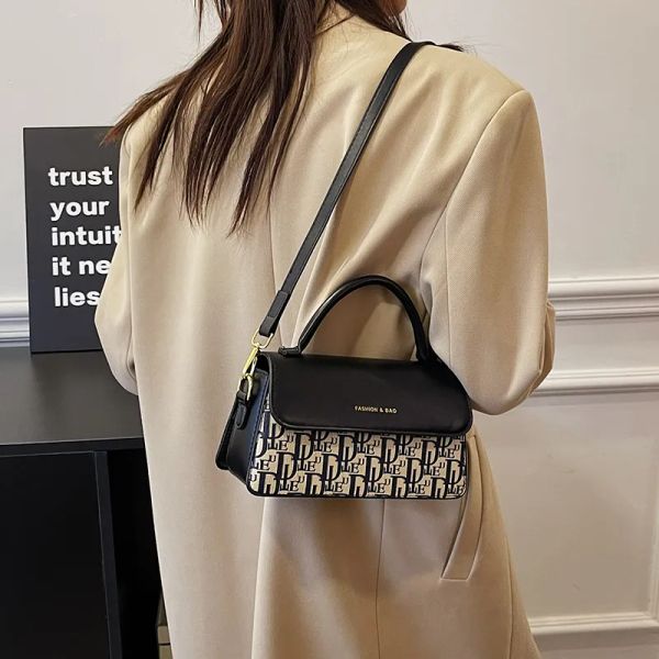 

Designer bag Shoulder Bag Luxury Bag Crossbody Purse Designer 2025 Oversized Letters Print Crossbody Shoulder Bag for Women Fashionable Everyday Use, Black #