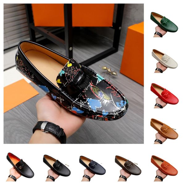 69Model Black Rhinestone Designer Men loafers Gold Spiked Rivets Formal Men Casual Shoes Wedding Party luxurious Dress Shoes Men Flats Slip On Loafers us 4-12