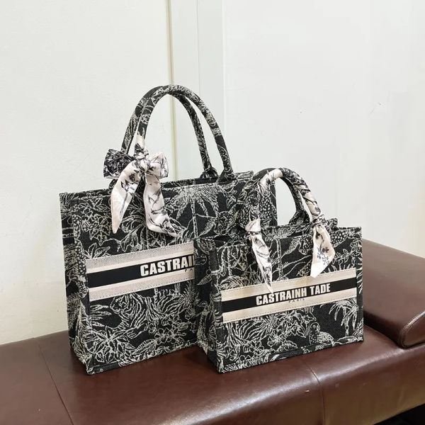 

Designer Bags Fashion Shoulder Bags Luxury Bag Handbags Tote Women Fashion Canvas Printed Square Tote Women Crossbody Bags Books Tote Large Capacity Shopping Bags, Color 1