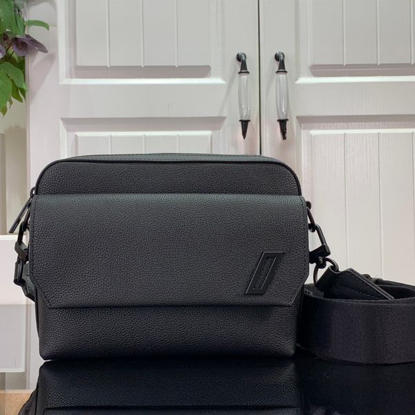 Brand Designer Shoulder Bag for Men Messenger Shoulder Crossbody Bag Dual Compartment Design with Flap Closure with Wide Strap for Daily Travel XueM22482