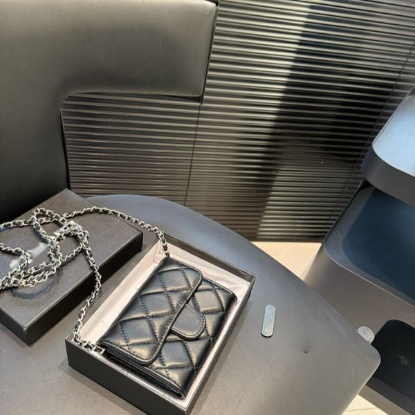

Compact diamond grid bag with two convenient and stylish small bags --CN8064, Cn8064-3