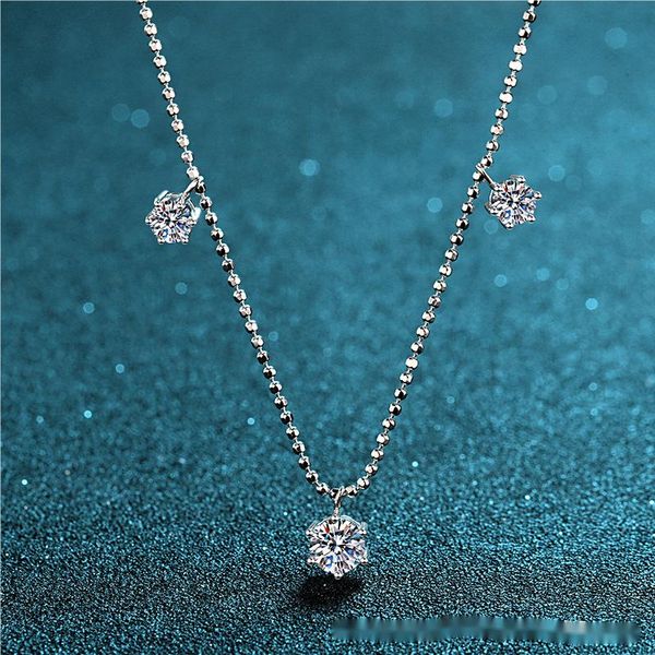 

Chic Statement Jewelry: Exquisite Moissanite Diamond Alternative Necklace Set With Eye-catching Stellar Motif