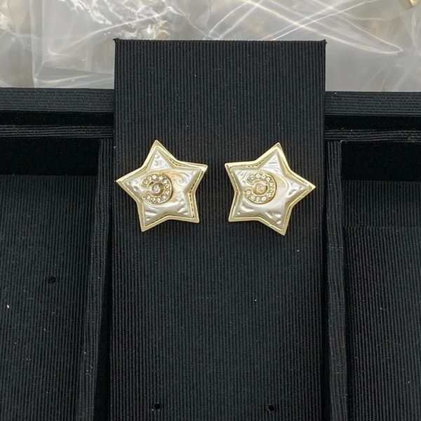 

Luxury Designer Earrings 18K Gold Plated Letter Vintage Stud Earrings Women Party Wedding Accessories Gift