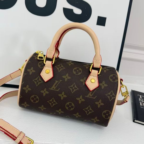 

Designer Women's Wallet New Autumn Winter Fashion Chain Wide Shoulder Strap Versatile Textured Large Capacity Tote Shopping Bag Luxurious chain shoulder bag 003, #2