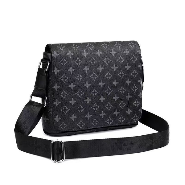 

2025 Luxurys Designer bags men Leather Black Flowers Messenger Purse Crossbody Bags Shopping Bag Plain Shoulder Handbags Women Wallets purse tote bag M46255, Black flower##11