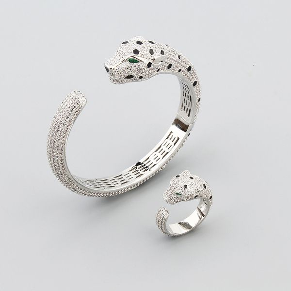 

European And American Style Exaggerated Light Luxury Temperament Full Zirconia Inlaid Low Price Leopard Bracelet Popular Women's Open Leopard Head Bracelet Bc
