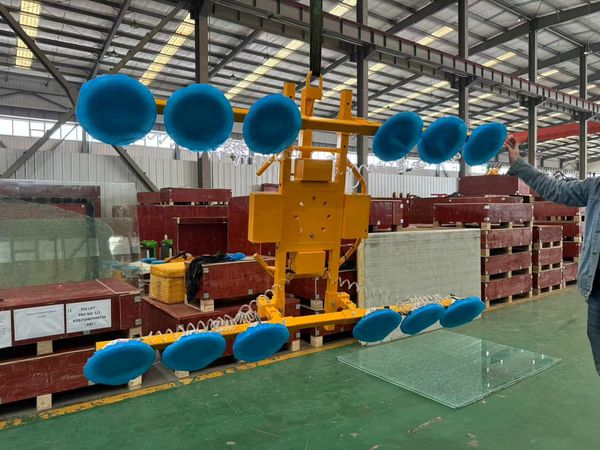 

Hot Sale CE Certified Vacuum Robot | 400KG & 800KG Battery Powered Suction Cup Lifter for Industrial Use