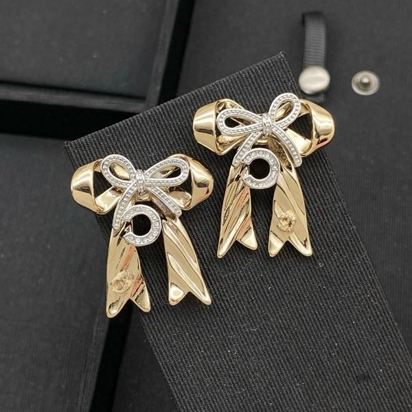 

Ladies Earrings Designer Bow Earrings Studs New Ear Stud Gold Plated Copper Earrings Crystal Pearl Stud Earrings Wedding Jewelry Gifts