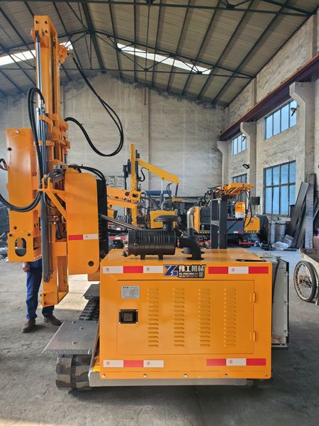 

Solar Ramming Piling Machine | Crawler Hydraulic Pile Driver with 6m Depth Capacity