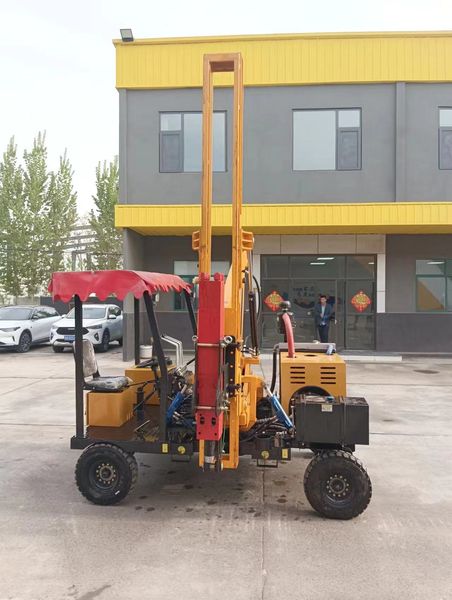 

Heavy-Duty Hydraulic Pile Driver | For Guardrail Work & Foundation Drilling