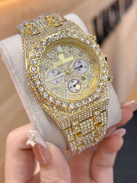 

Men's Watch: Classic Heritage Integrated with Fashionable Appearance,a Mark of Noble Status, Exquisite Gift Box with Factory Certificate Precision mechanical watch, Blue