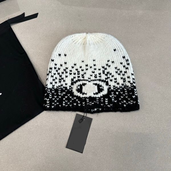 

Hats Beanie Hat Men Luxury Knitted Hat Designer Winter Hat Fashion Design Autumn Letter Warm for Both Men Women Designer Hat, Silver