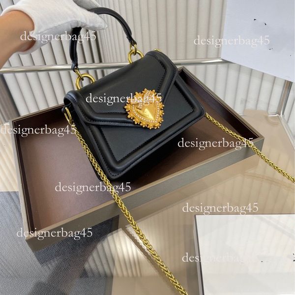 

New Embroidered Badge S Vintage Inlaid Beads Luxury handbag designer bag Single Shoulder Crossbody Heart Handbag Messenger Chain Bag For Women