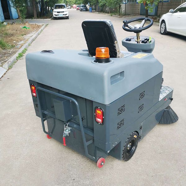 

Powerful Ride-On Sweeping Vehicle with HEPA Filtration for Superior Dust Capture and Air Quality