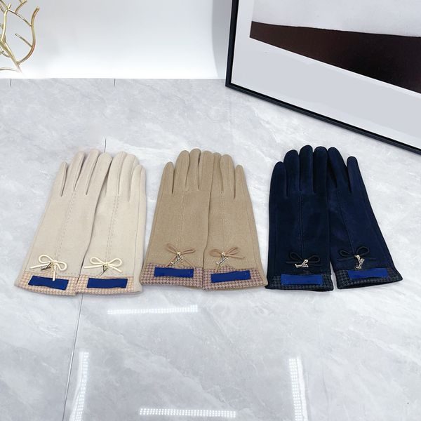 

Letter-print high-quality suede women's gloves designer gloves fleece-lined warm gloves luxury winter gloves 01